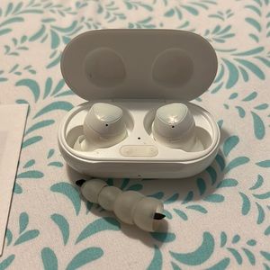 Samsung galaxy buds+